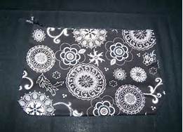 Mini Zipper Pouch - onyx medallion