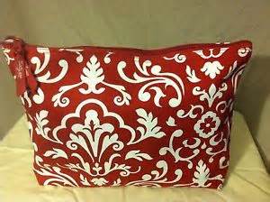Zipper Pouch - Red Parisian pop